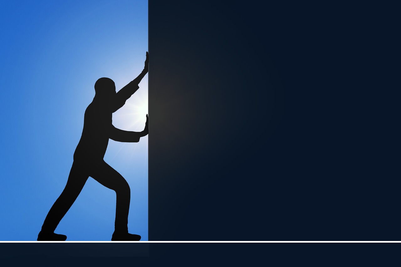 push, gesture, positive-7898601.jpg